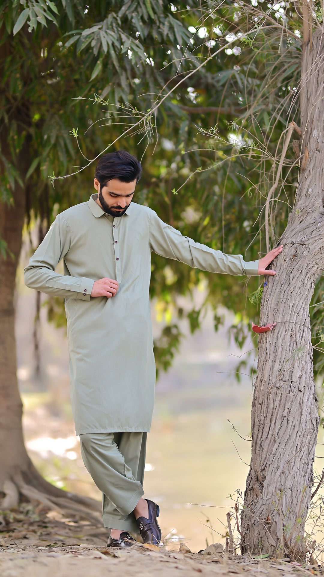 Premium Stitched Suit - Green Dawn Collar